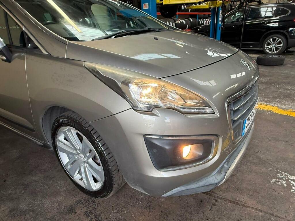Peugeot 3008 Active White #18
