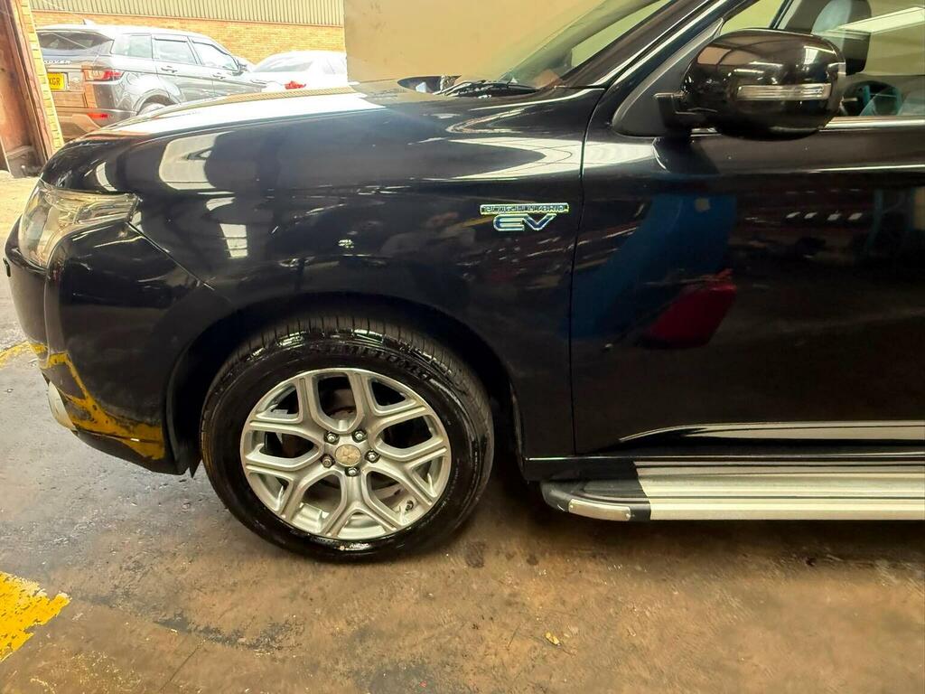 Mitsubishi Outlander 2.0H 12Kwh Gx4h Cvt 4Wd Euro 5 Ss Black #4