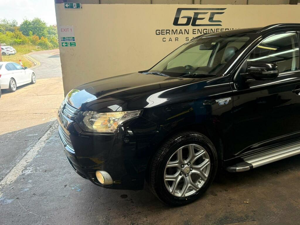 Mitsubishi Outlander 2.0H 12Kwh Gx4h Cvt 4Wd Euro 5 Ss Black #3