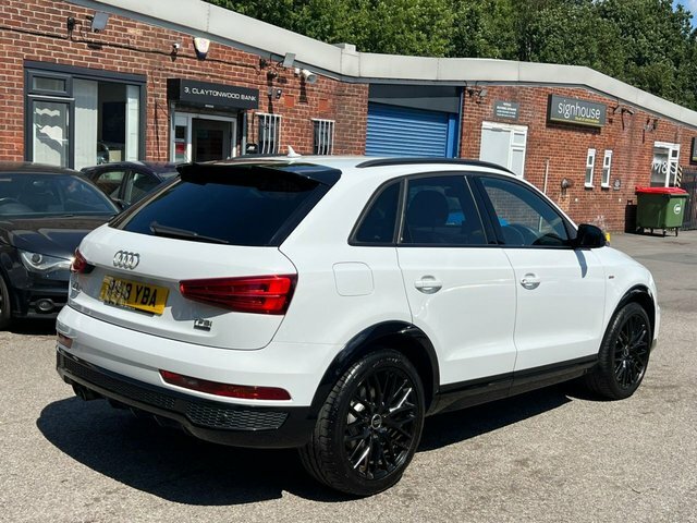 Audi Q3 2.0 Tfsi Black Edition RV18YBA White #3