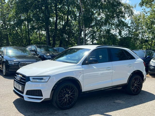 Audi Q3 2.0 Tfsi Black Edition RV18YBA White #2