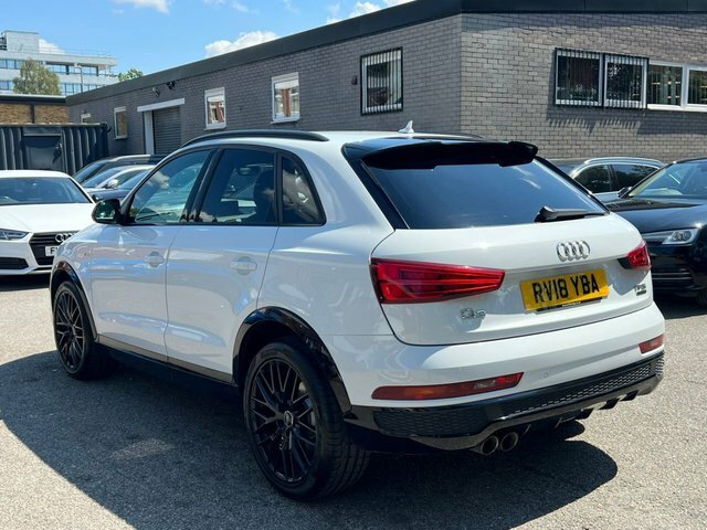 Audi Q3 2.0 Tfsi Black Edition RV18YBA White #4