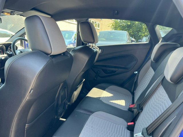 Ford Fiesta Ford Fiesta 1.0 Fiesta Titanium T Silver #19