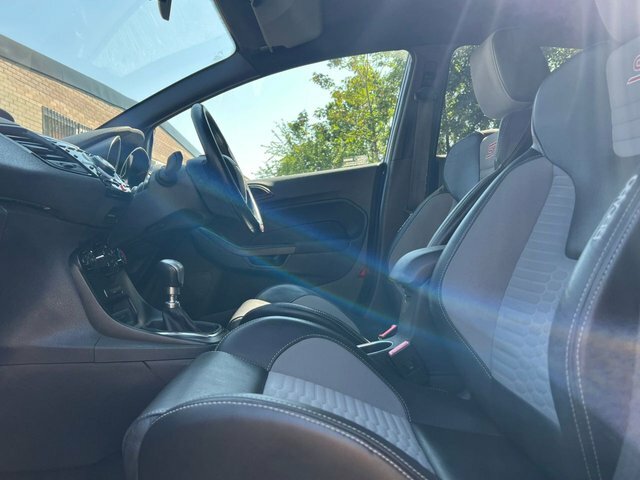 Ford Fiesta Ford Fiesta 1.0 Fiesta Titanium T Silver #14