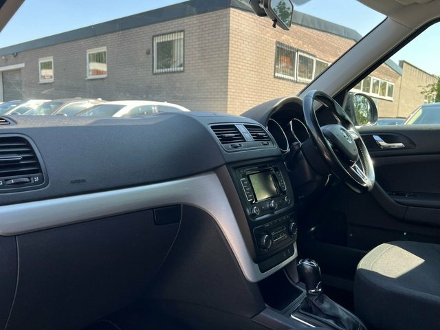 Skoda Yeti 1.2 Tsi Se Euro 5 1 Owner Only 24000 Miles Grey #17