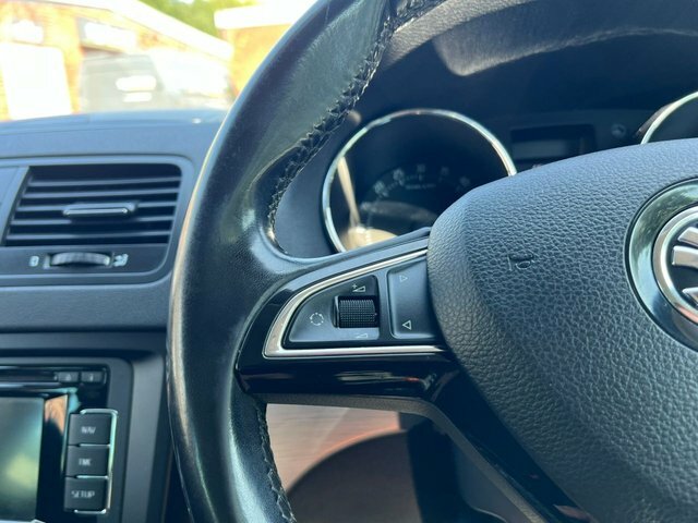 Skoda Yeti 1.2 Tsi Se Euro 5 1 Owner Only 24000 Miles Grey #30