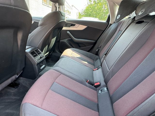 Audi A4 1.4T Fsi Sport Black #18