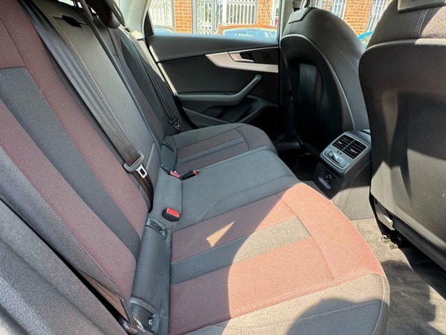Audi A4 1.4T Fsi Sport Black #16