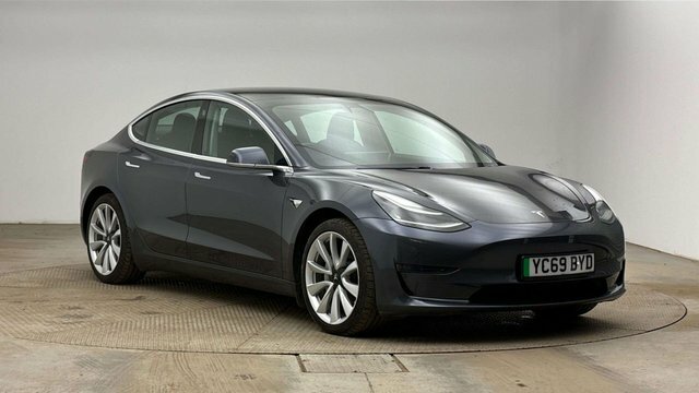 Tesla Model 3 Dual Motor Long Range Grey