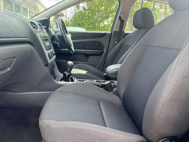 Ford Focus Hatchback 1.6 Tdci Ghia Cvt 200707 Blue #11