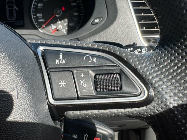 Audi Q3 1.4T Fsi S Line Edition S Tronic Blue #36