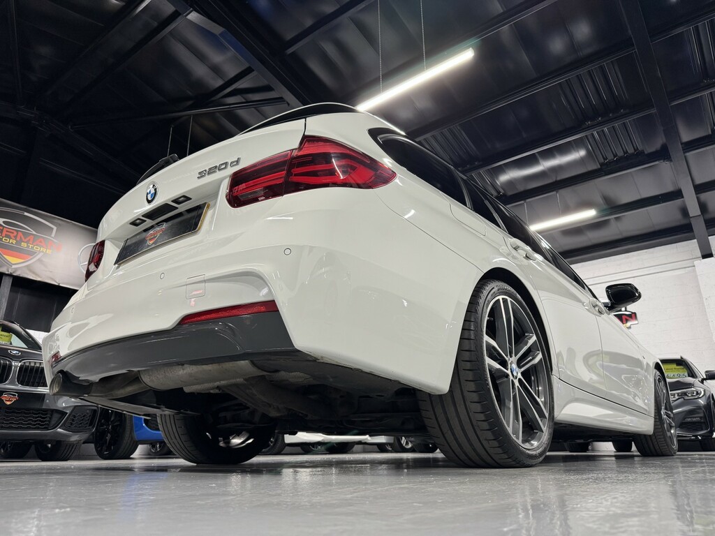 BMW 3 Series Estate 2.0 320D M Sport Shadow Edition Touring 20 YK67RXT White #5