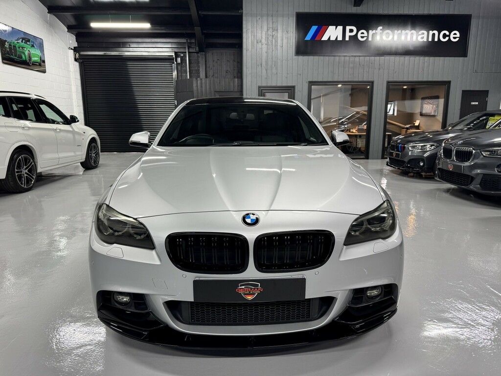 BMW 5 Series Automatic Black #31