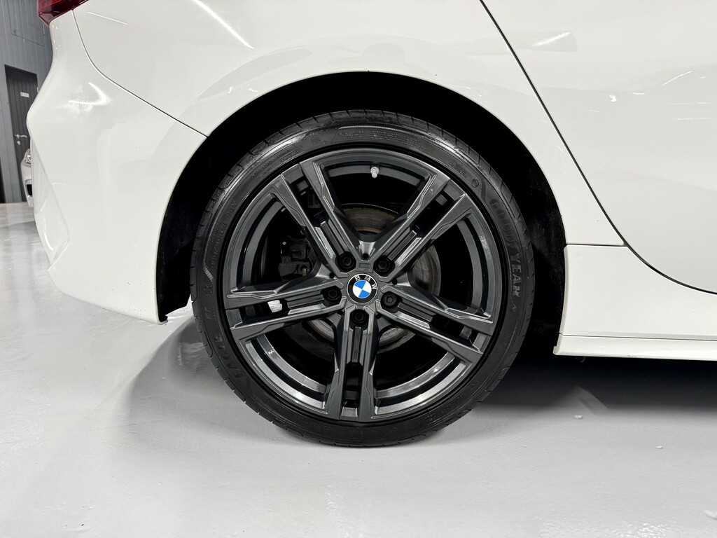 BMW 1 Series 1.5 118I M Sport White #3