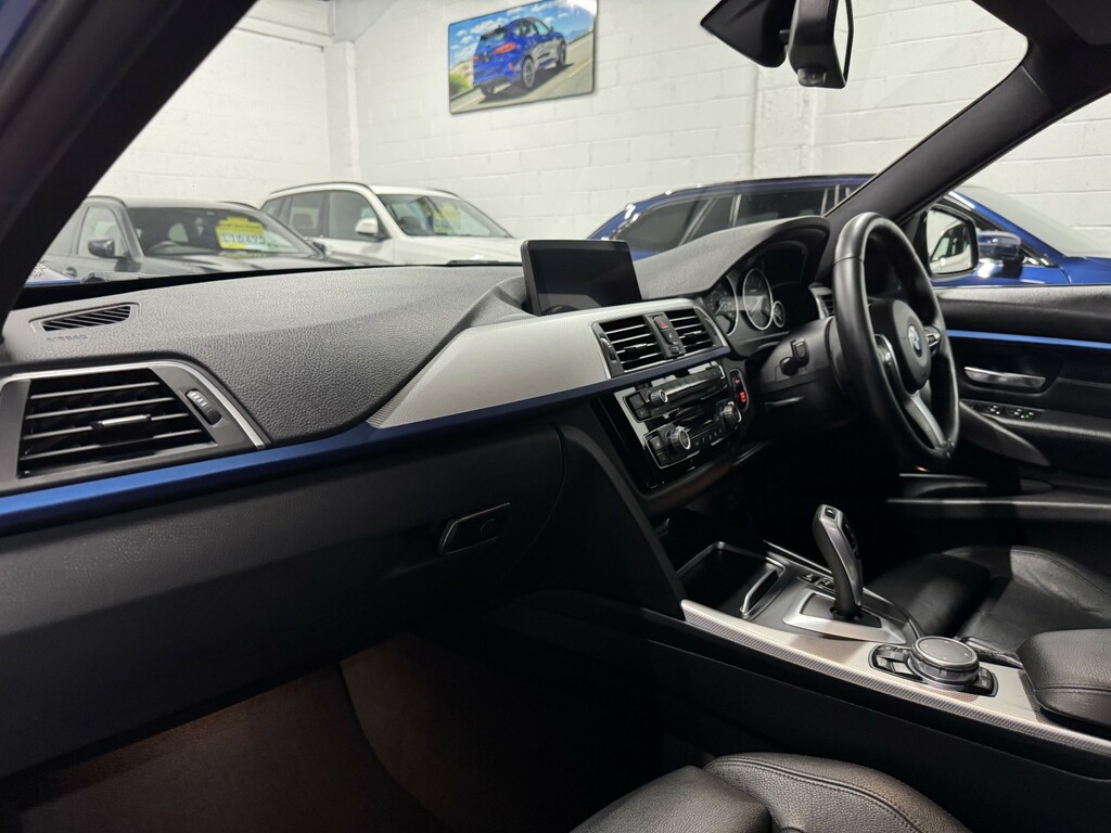 BMW 3 Series Ed Plus White #18