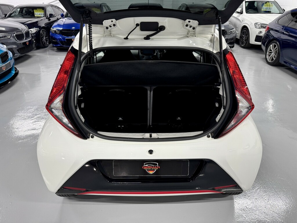 Toyota Aygo Hatchback Black #26