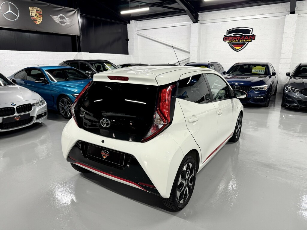 Toyota Aygo 1.0 Vvt-i X-trend White