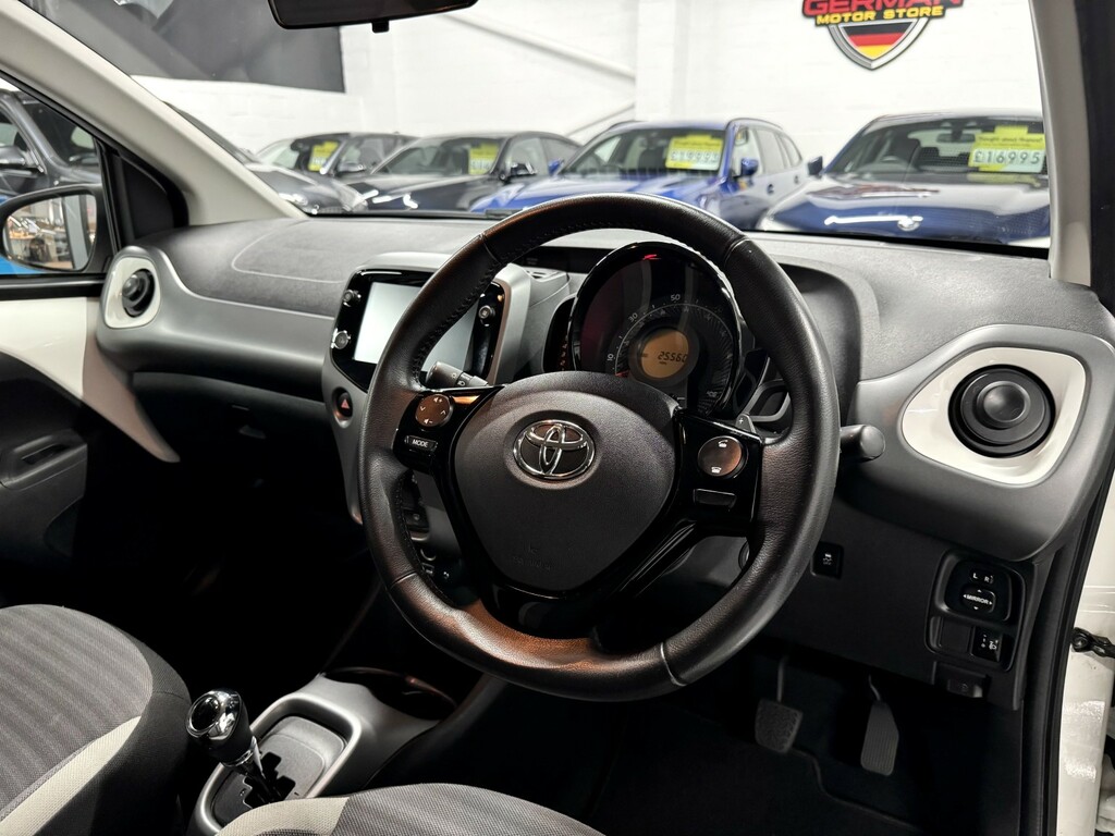 Toyota Aygo Hatchback Black #25