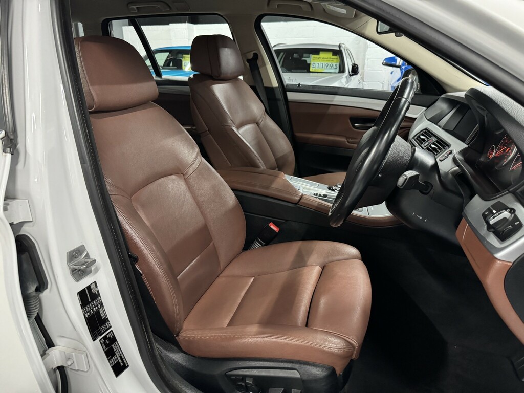 BMW 5 Series 520D 190 M Sport Step White #16