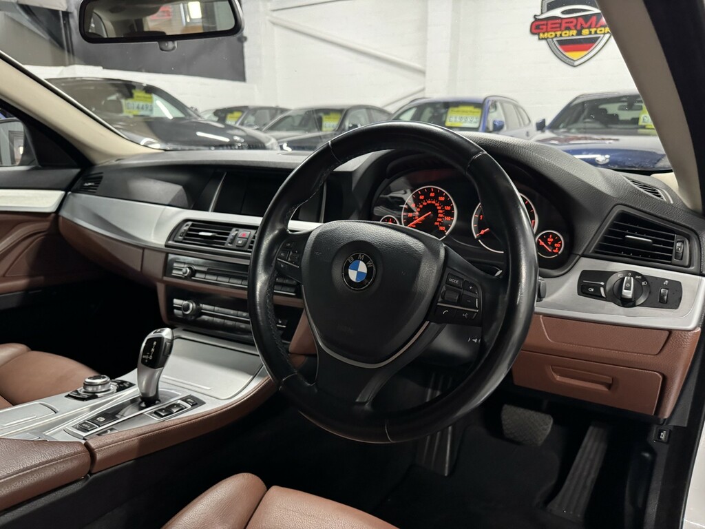 BMW 5 Series 520D 190 M Sport Step White #13