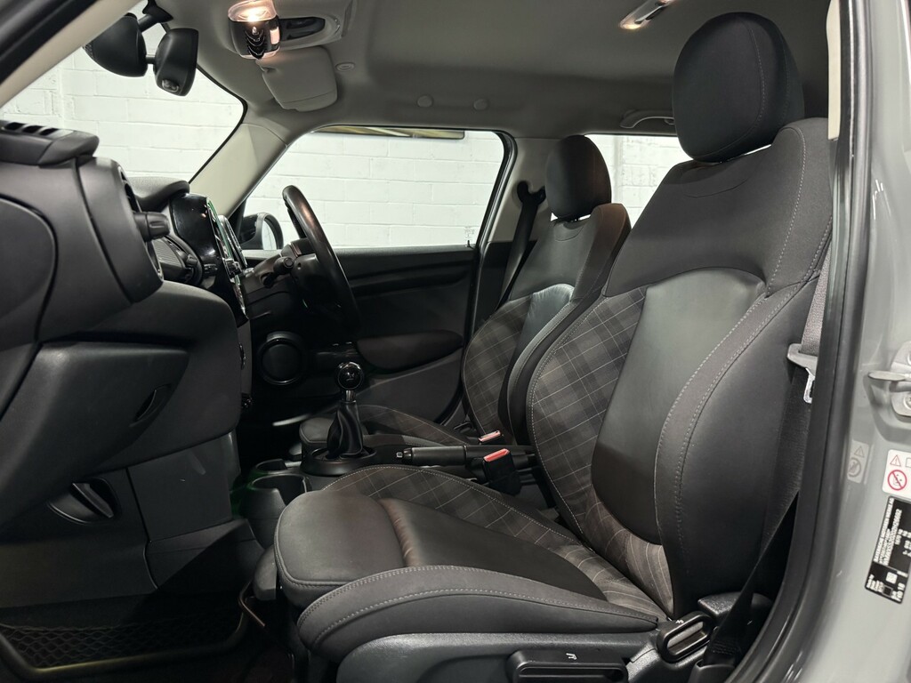 Mini Hatch 1.5 5-Door Hatch Cooper Grey