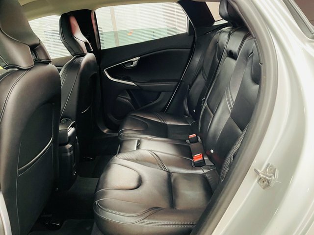 Volvo V40 D3 Inscription Edition Hatchback Silver #5