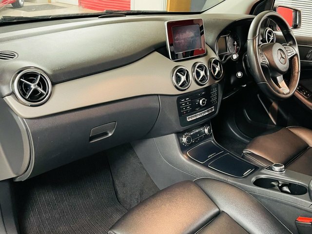Mercedes-Benz B Class B180 Se Executive Mpv HX67ZKS Grey #4