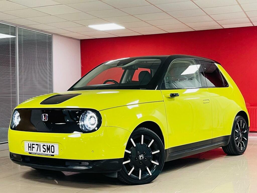 Honda E Hatchback 35.5Kwh Advance 17In Alloy 2 Yellow