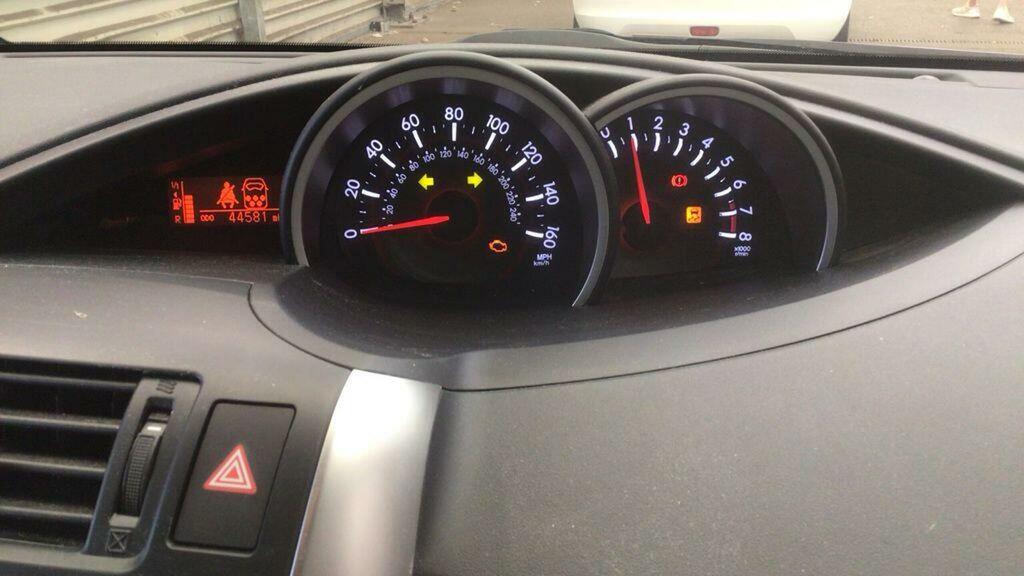 Toyota Verso 2.0 D-4d Icon Euro 5 Silver #9