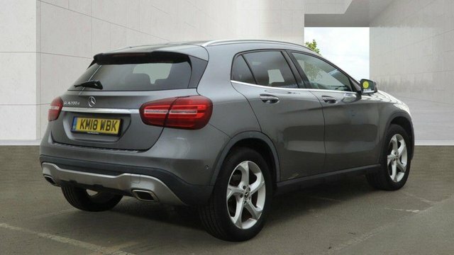 Mercedes-Benz GLA Class Gla200d Sport Premium Plus Grey #4