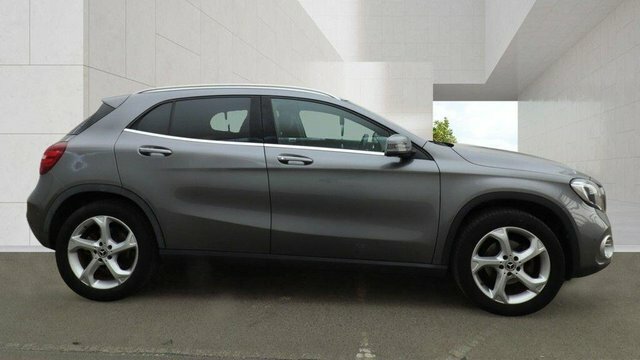 Mercedes-Benz GLA Class Gla200d Sport Premium Plus Grey #5