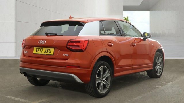 Audi Q2 Tfsi Cod S Line Orange #4