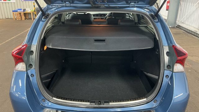 Toyota Auris Vvt-i Excel Touring Sports Blue #5