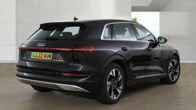 Audi E-tron Sport Suv Black #4