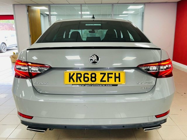 Skoda Superb 2018 2.0 Tdi Se L Executive Hatchback M White #34