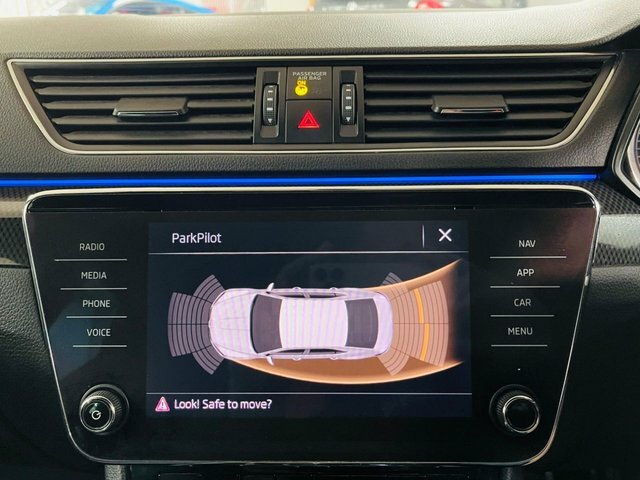 Skoda Superb 2018 2.0 Tdi Se L Executive Hatchback M White #21