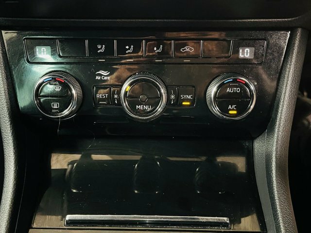 Skoda Superb 2018 2.0 Tdi Se L Executive Hatchback M White #20