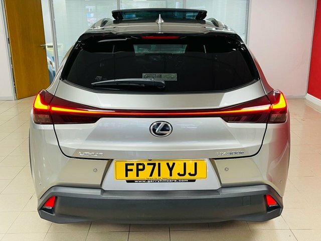 Lexus UX F-sport Black #37
