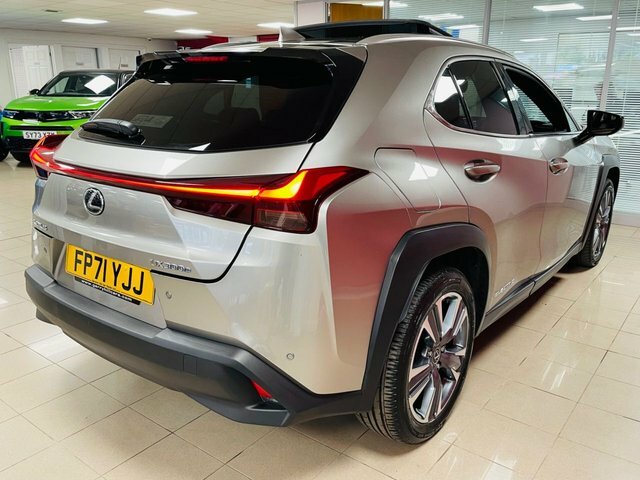 Lexus UX F-sport Black #38