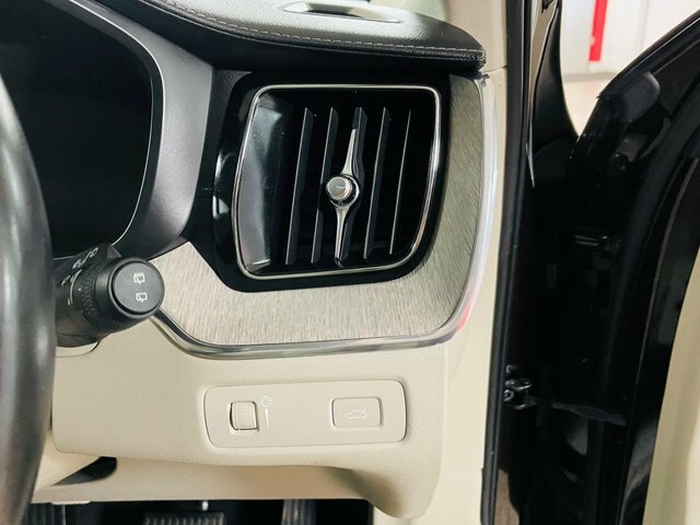 Volvo XC60 2L Inscription Pro T5  #17