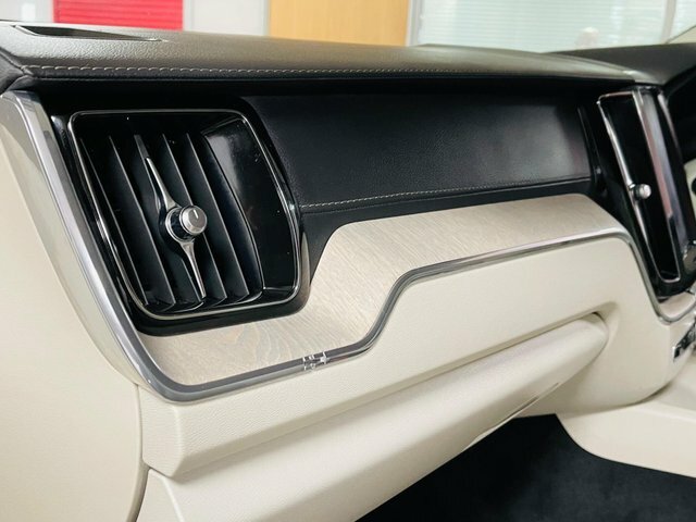 Volvo XC60 2L Inscription Pro T5  #8