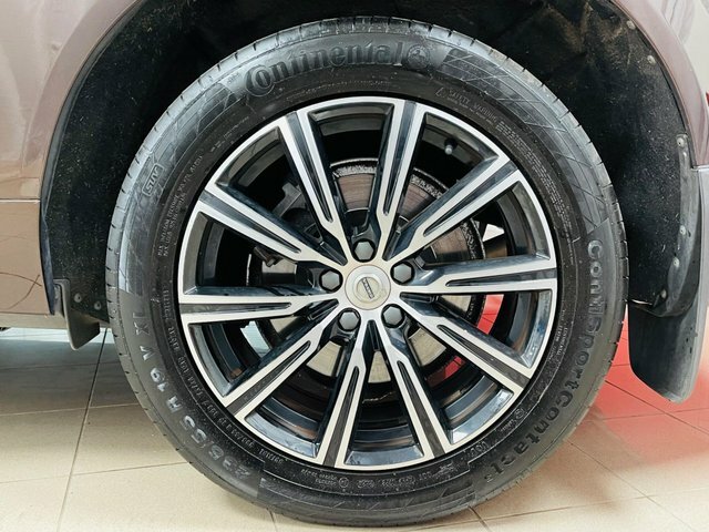 Volvo XC60 2L Inscription Pro T5  #9