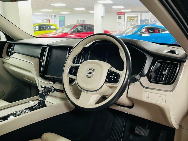 Volvo XC60 2L Inscription Pro T5  #14