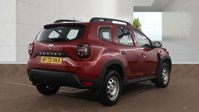 Dacia Duster Tce Essential Suv Red #4