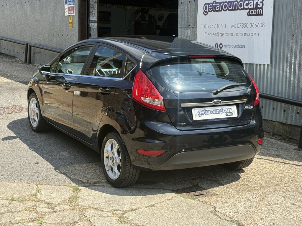 Ford Fiesta Hatchback 1.25 Zetec 201212 GV12ZNX Black #2