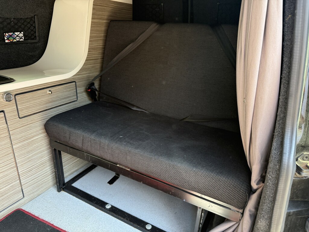 Volkswagen Transporter White #15