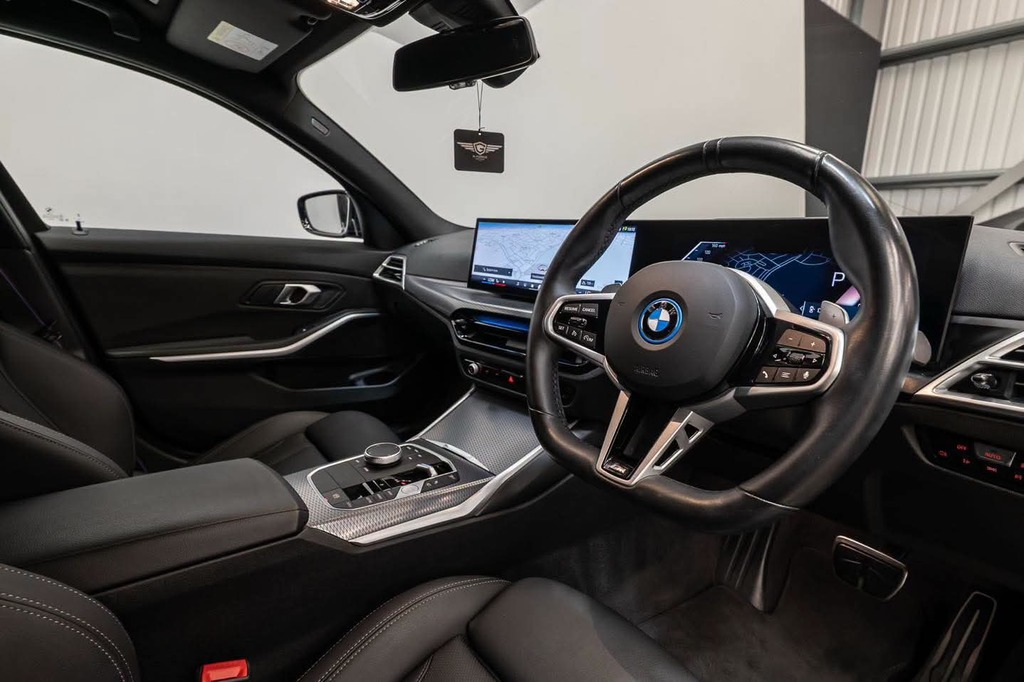 BMW 3 Series M Sport Touring   #2