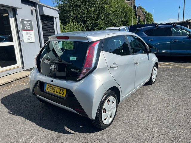 Toyota Aygo 2015 1.0 Vvt-i X-play Hatchback Silver #6