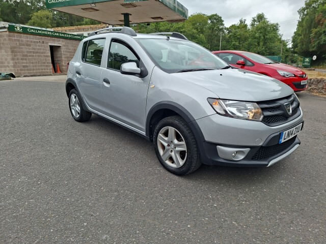 Dacia Sandero Stepway 0.9 Tce Ambiance Hatchback Euro Silver