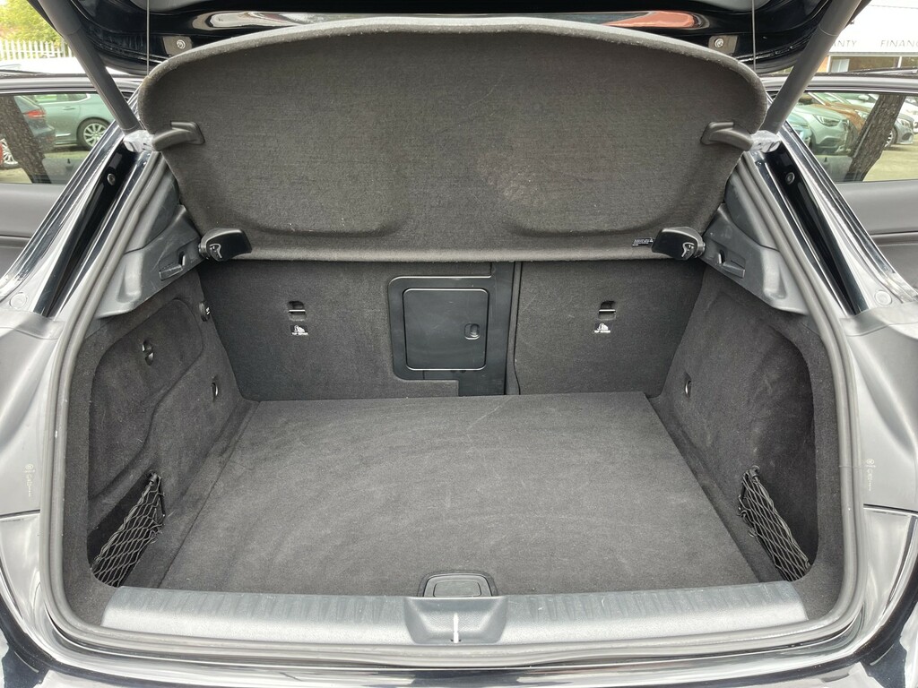 Mercedes-Benz GLA Class Suv Grey #26